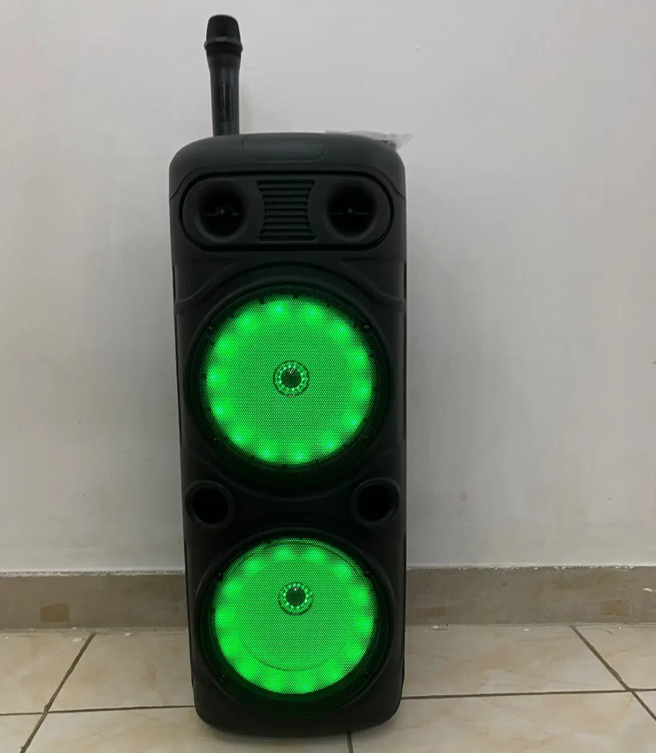 اسپیکر ۱۶ اینچ شارژی/برقی/ میکروفون بیسیم نو|سیستم صوتی خانگی|گلستان (تهران), |دیوار