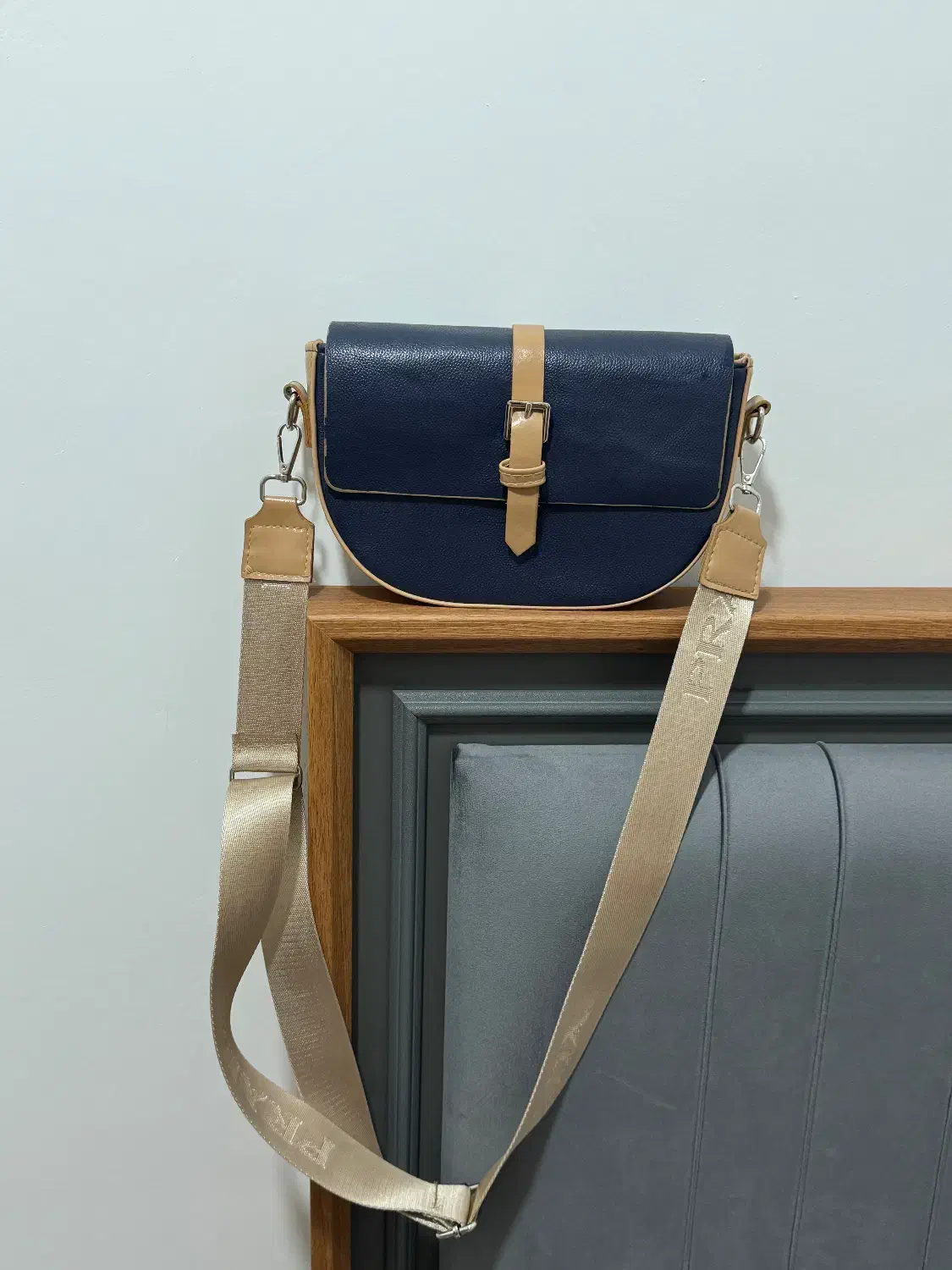 کیف چرم سورمه ای نو زنانه|کیف، کفش، کمربند|اهواز, پادادشهر|دیوار