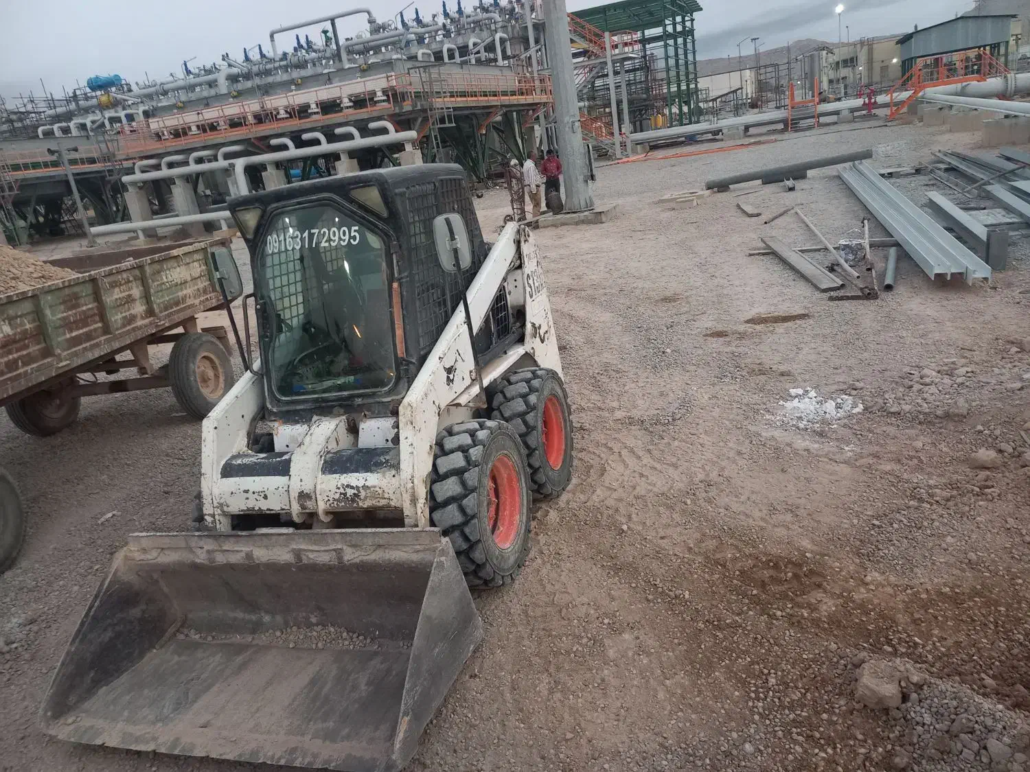 اجاره مینی لودر بابکت جهت کار|خدمات حمل و نقل|اهواز, شهرک نفت|دیوار