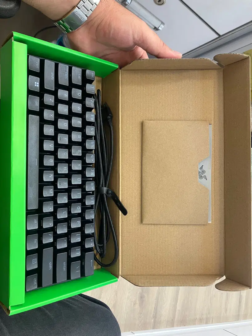 HUNTSMAN MINI RAZER|قطعات و لوازم جانبی رایانه|چالوس, |دیوار