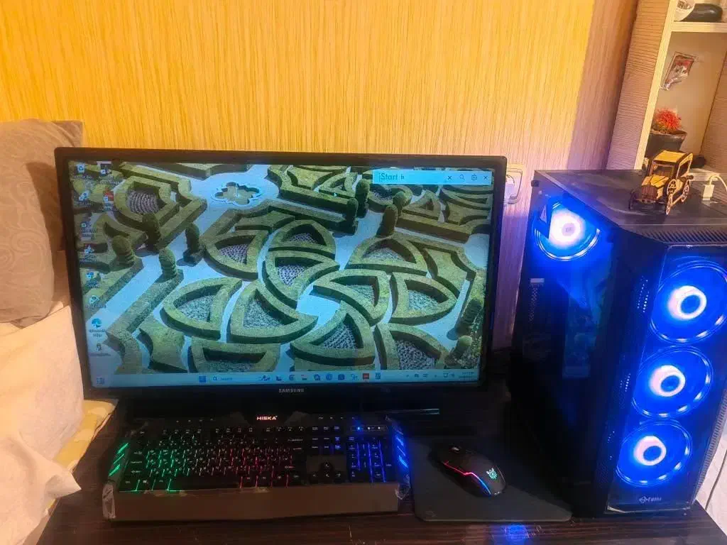 کامپیوتر مناسب گیم و تمام کارها سنگین|رایانه رومیزی|باغستان, |دیوار