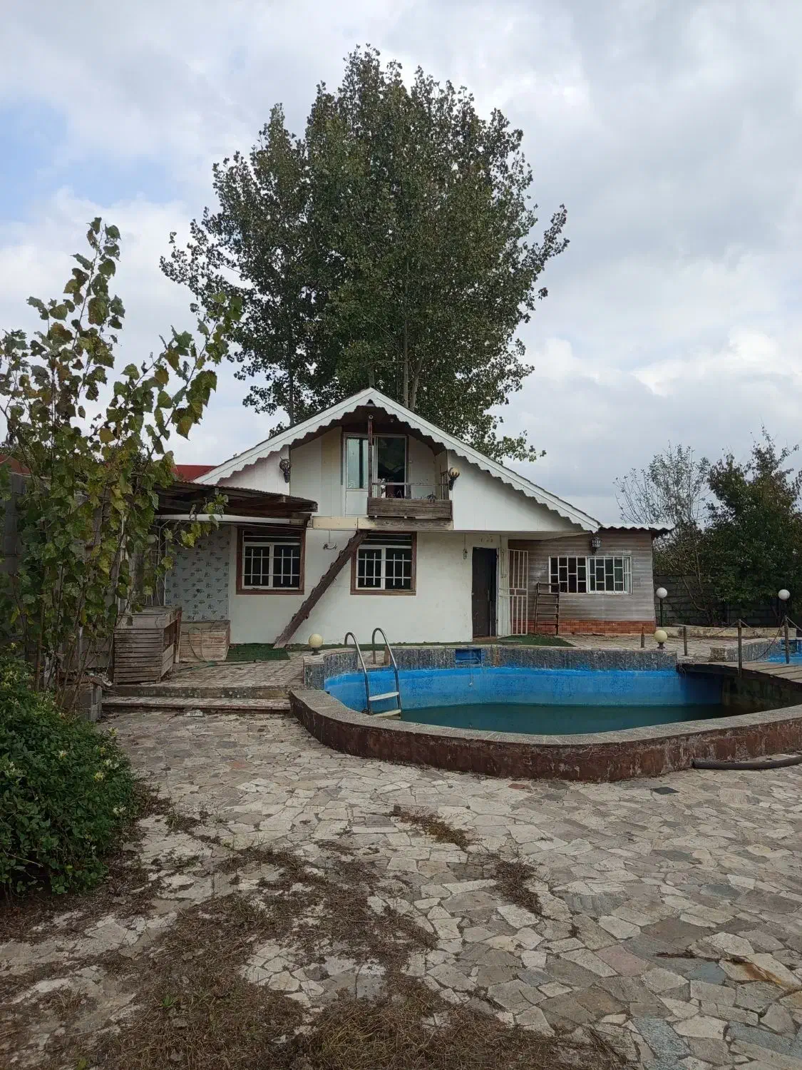 ویلا استخر دار 800متری|فروش خانه و ویلا|رشت, دیلمان|دیوار