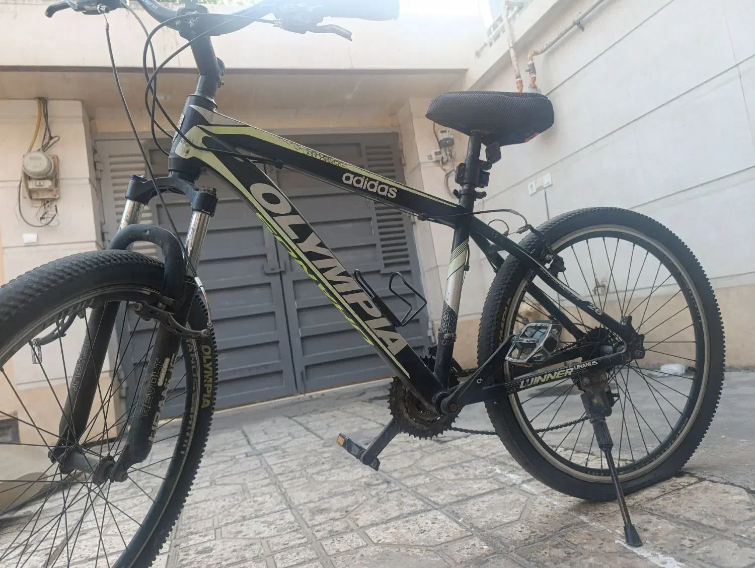 دوچرخه 26 المپیا تمیز|دوچرخه، اسکیت، اسکوتر|گنبد کاووس, |دیوار