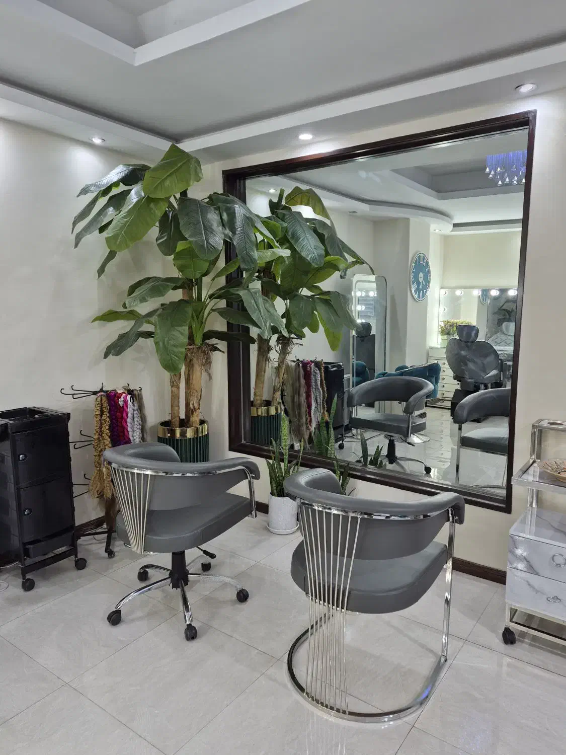 فروش وسایل ارایشگاه|آرایشگاه و سالن‌های زیبایی|کرج, جهان‌شهر|دیوار