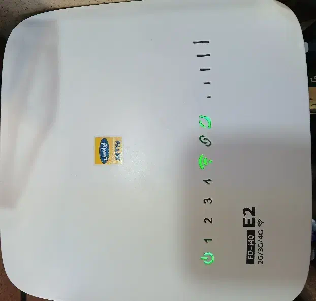 مودم ایرانسل FD-i40 E2 کاملاً سالم|مودم و تجهیزات شبکه|ملارد, |دیوار