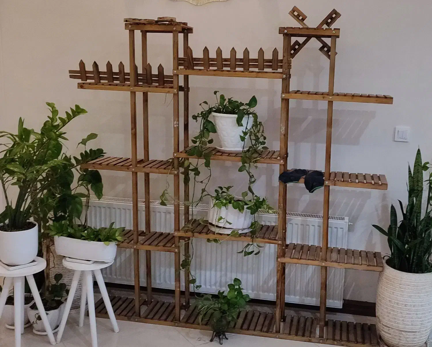 استند گل و گلدان چوب اصل - تمیز سالم بزرگ|صنایع دستی و سایر لوازم تزئینی|ری, حمزهآباد|دیوار