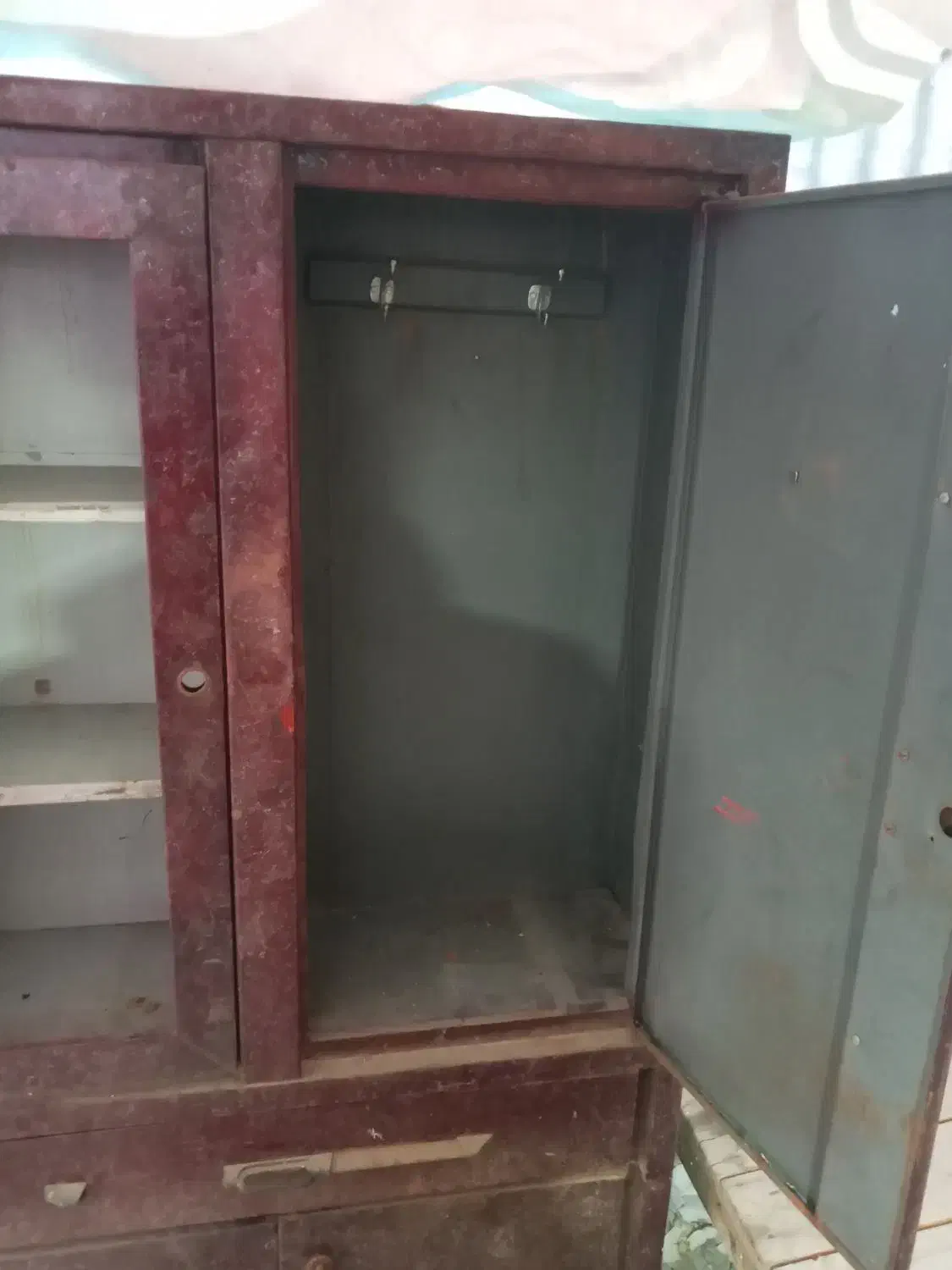 کمدلباسی کودک|جاکفشی، کمد، دراور|شیراز, کوشک میدان|دیوار