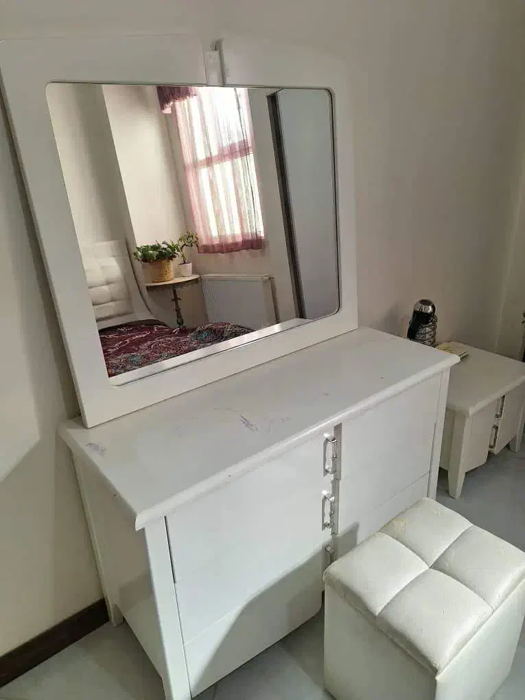 سرویس خواب|تخت و سرویس خواب|رودهن, |دیوار