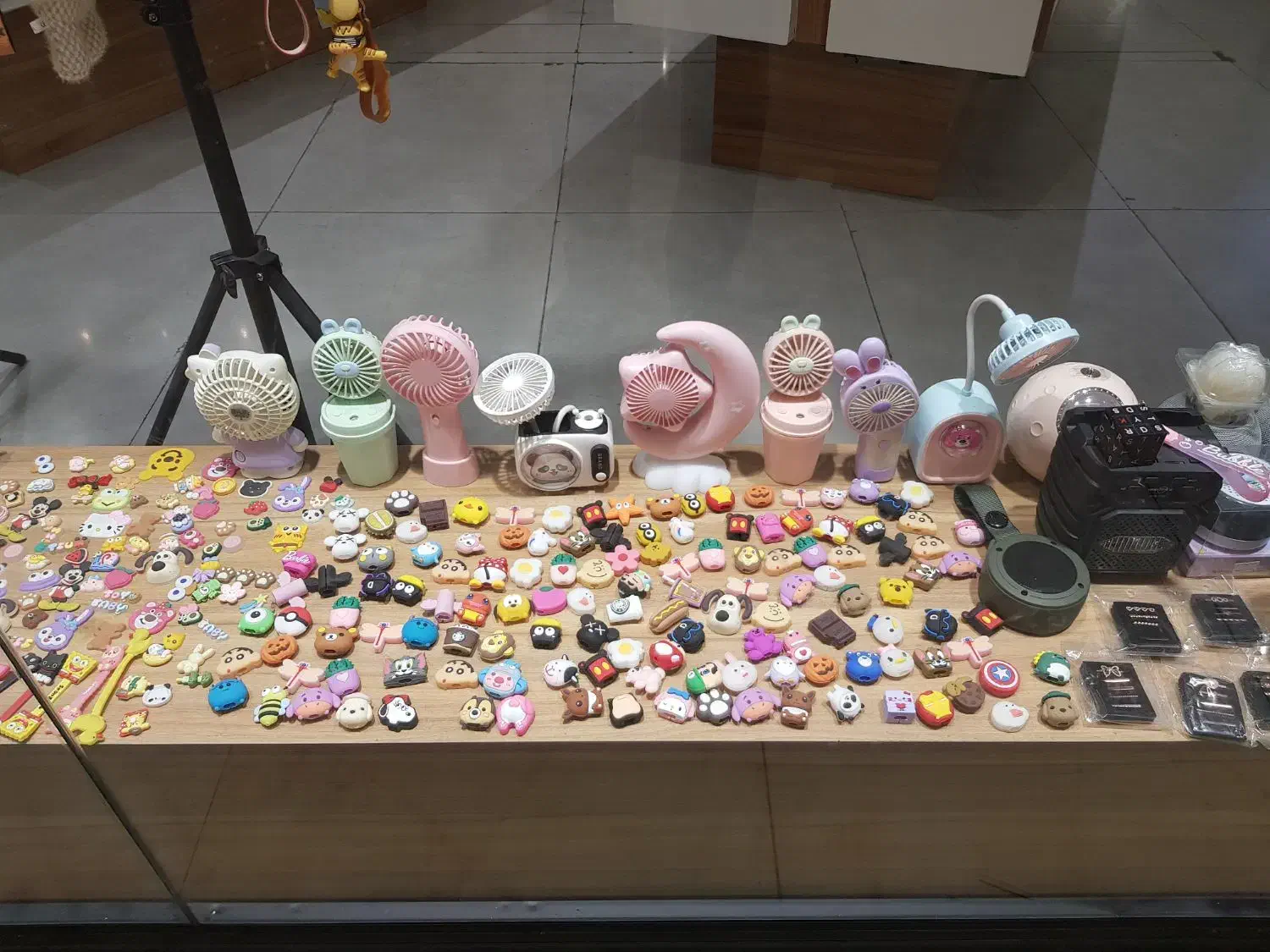 فروش گجت و لوازم جانبی عمده|لوازم جانبی موبایل و تبلت|تهران, آبشار تهران (دریاچه)|دیوار