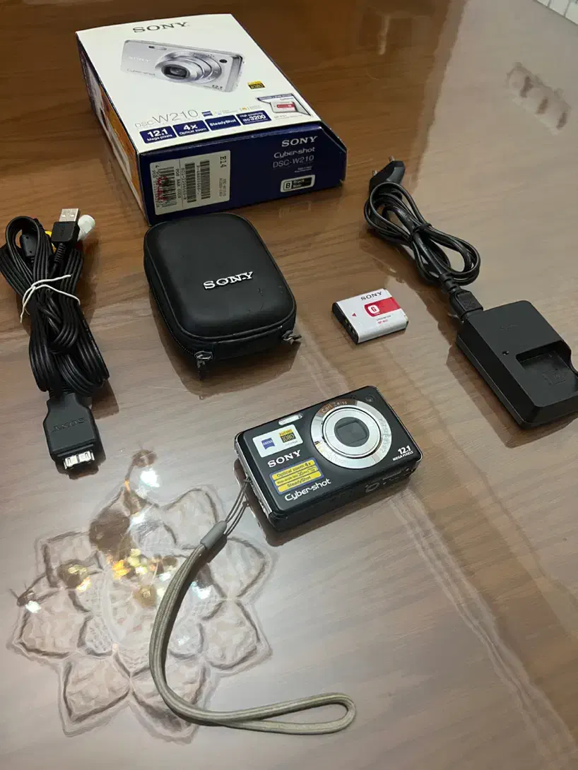 دوربین سونی|دوربین عکاسی و فیلم‌برداری|سنندج, |دیوار