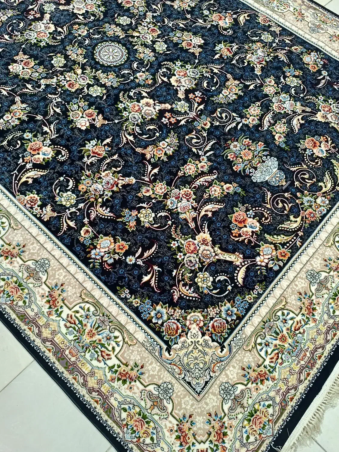 ۲ تخته ۹ متری افشان ۷۰۰شانه تراکم ۲۵۵۰ اصلی|فرش|کرمانشاه, |دیوار