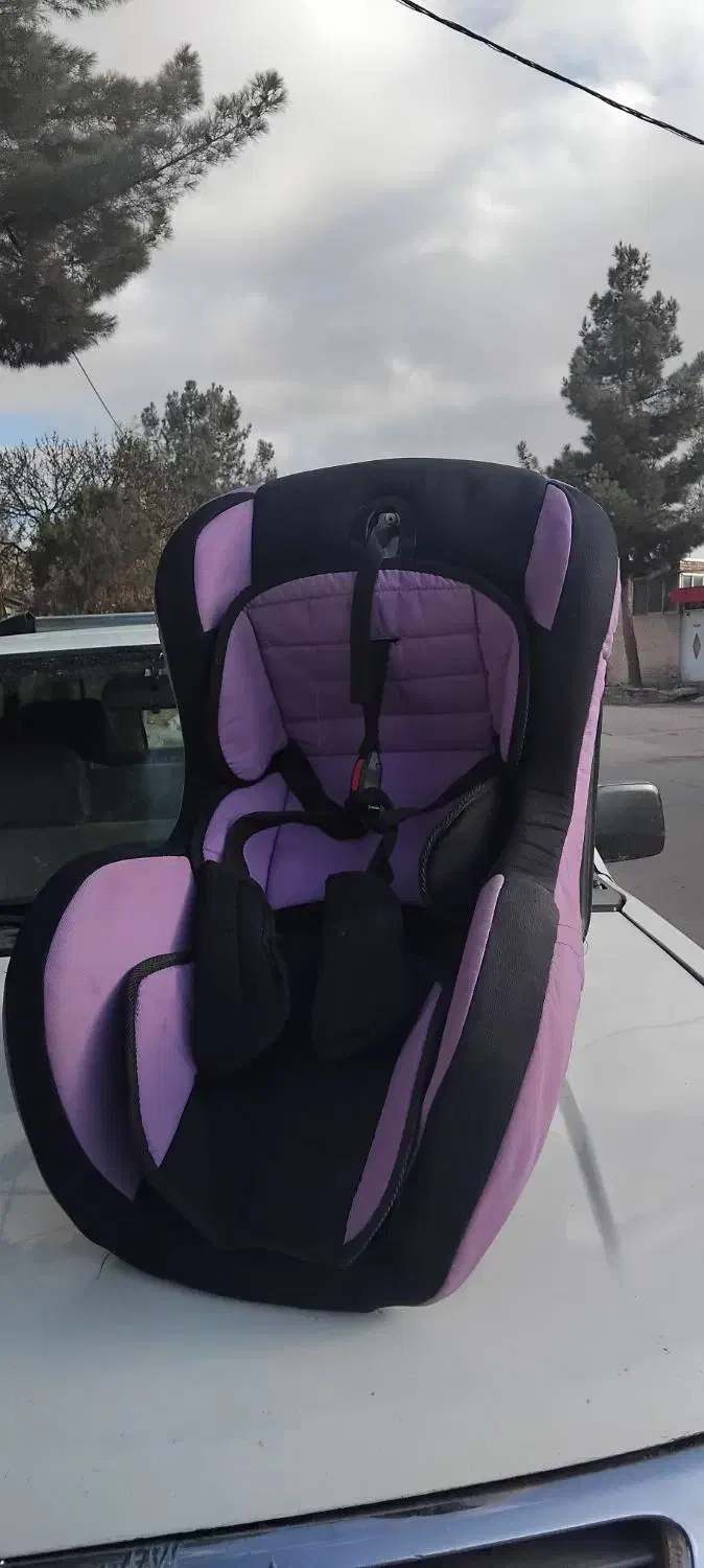 صندلی ماشین کودک|تخت و صندلی بچه|بجنورد, |دیوار