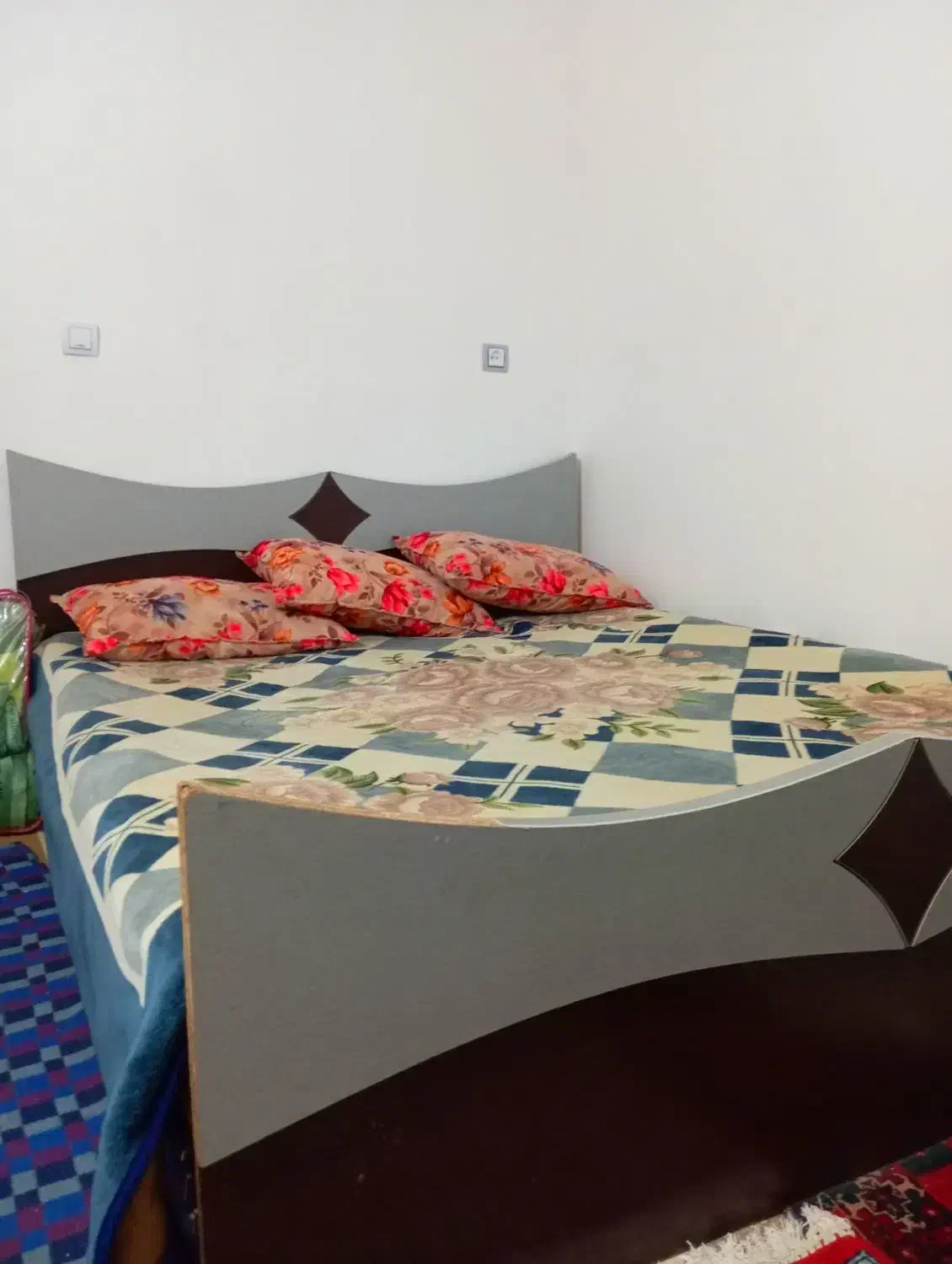 تخت دو نفره|تخت و سرویس خواب|زاهدان, |دیوار