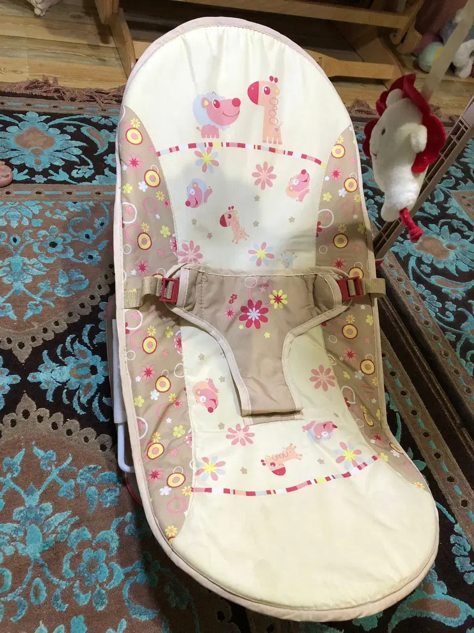 گهواره برقی نوزاد|تخت و صندلی بچه|رشت, ترمینال|دیوار