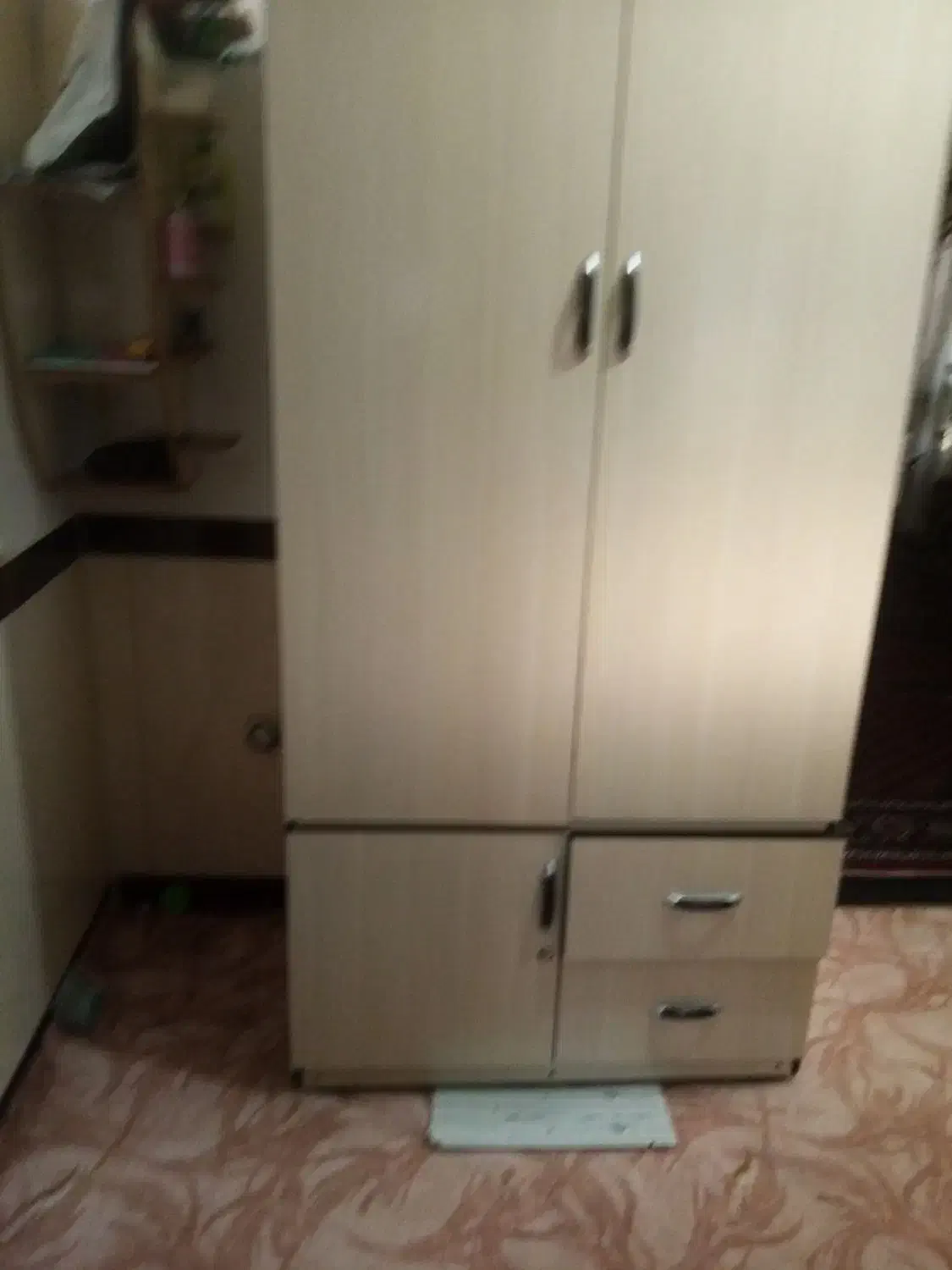 کمد تمیز و سالم|جاکفشی، کمد، دراور|بانه, |دیوار