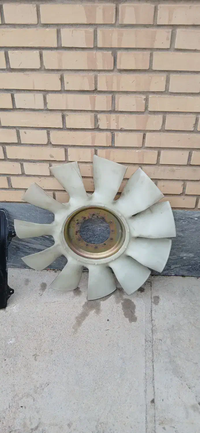 لوازم کشنده دنیز|قطعات یدکی و لوازم جانبی|چادگان, |دیوار