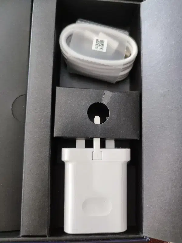 هواوی Mate 10 با حافظهٔ ۶۴ گیگابایت|موبایل|تهران, بلوار کشاورز|دیوار