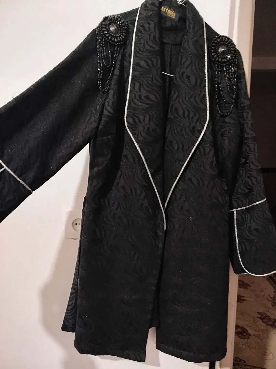 مانتوهاهمه‌درحدنو|لباس|الوند, |دیوار