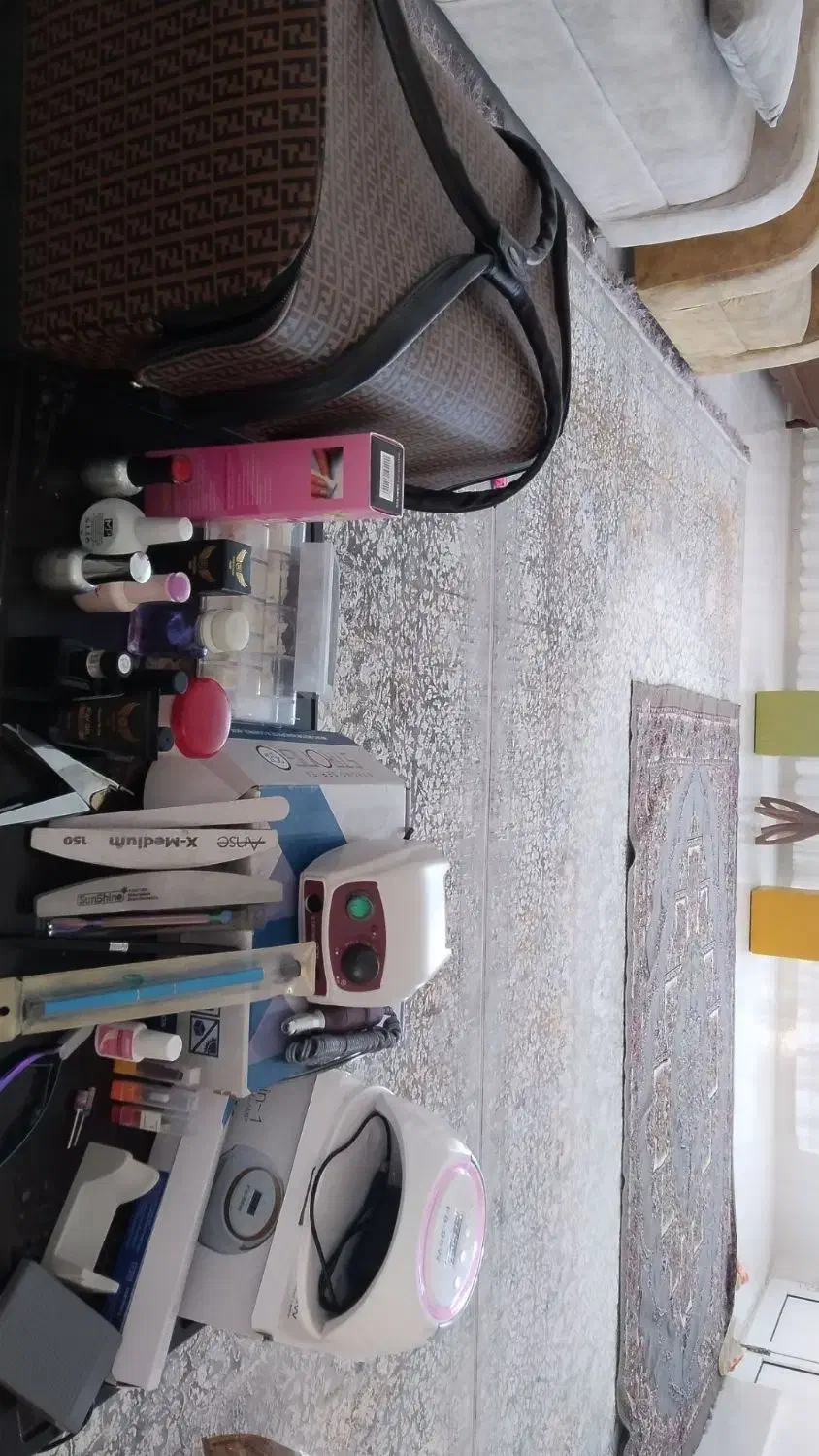 وسایل ناخن کاری|آرایشگاه و سالنهای زیبایی|یونسی, |دیوار