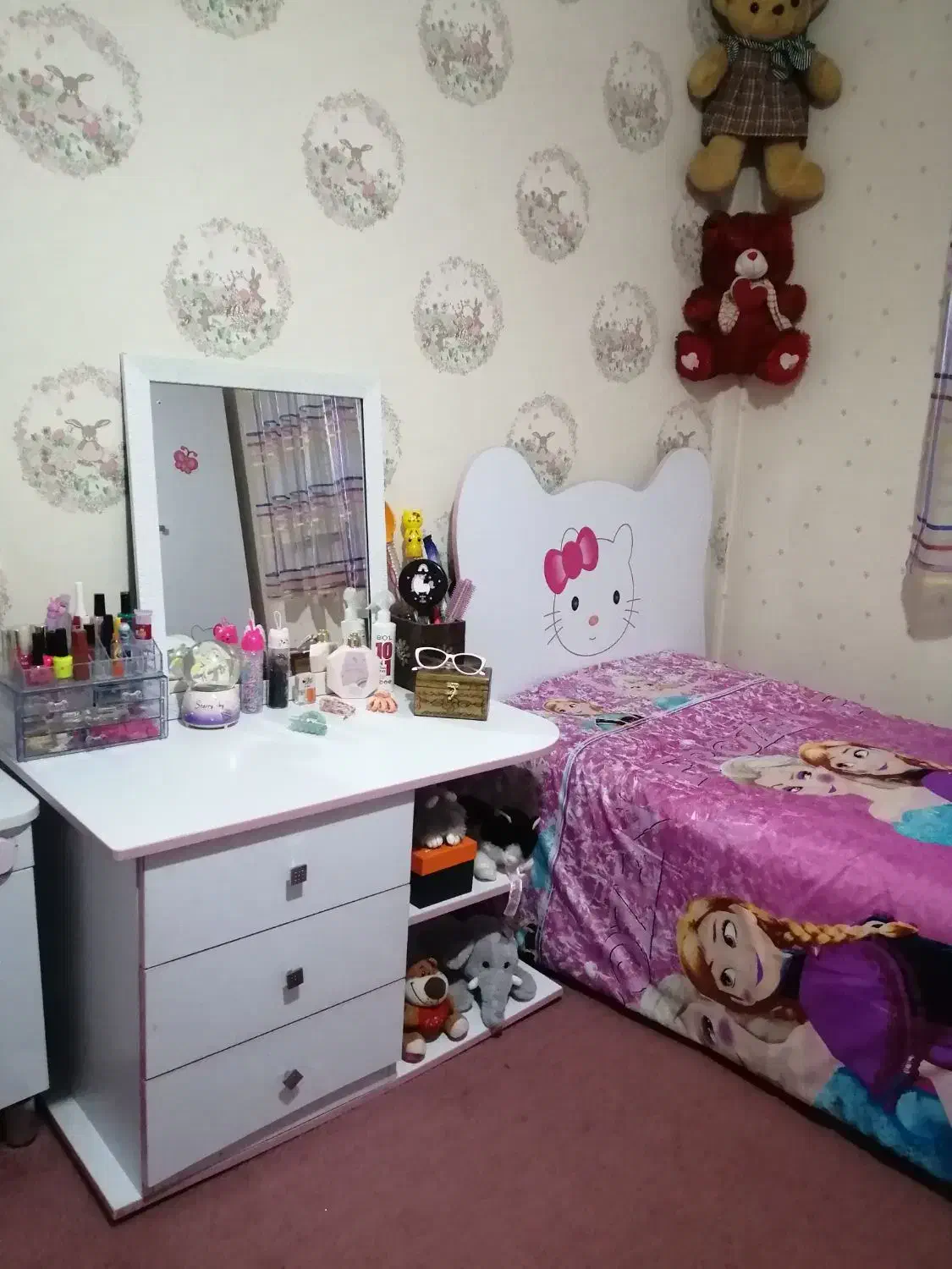 تخت و کمد نوجوان|تخت و سرویس خواب|محمدیه-قزوین, |دیوار