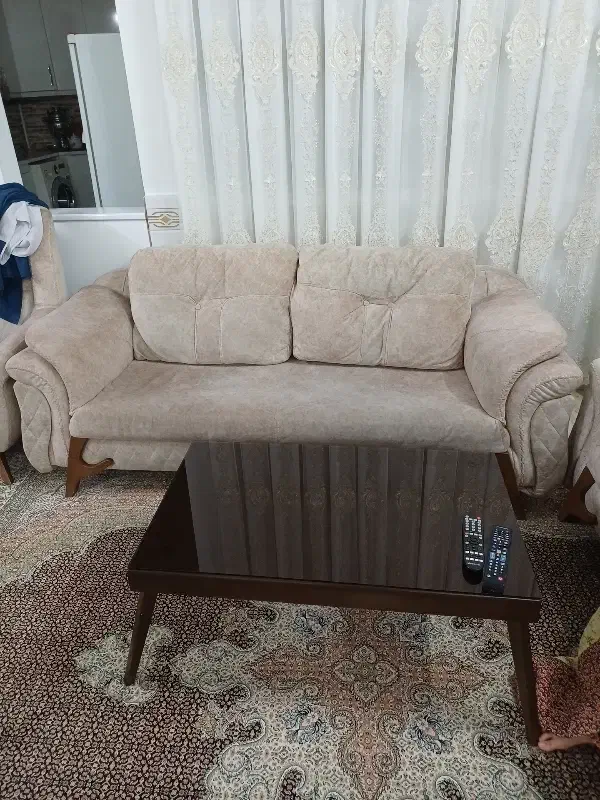 مبل راحتی هفت نفره|مبلمان خانگی و میز عسلی|گلستان (تهران), |دیوار