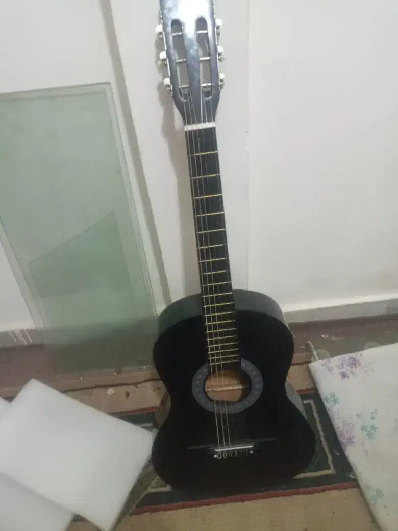 گیتار سه چهارم|گیتار، بیس، امپلیفایر|فردیس, شهرک ناز|دیوار