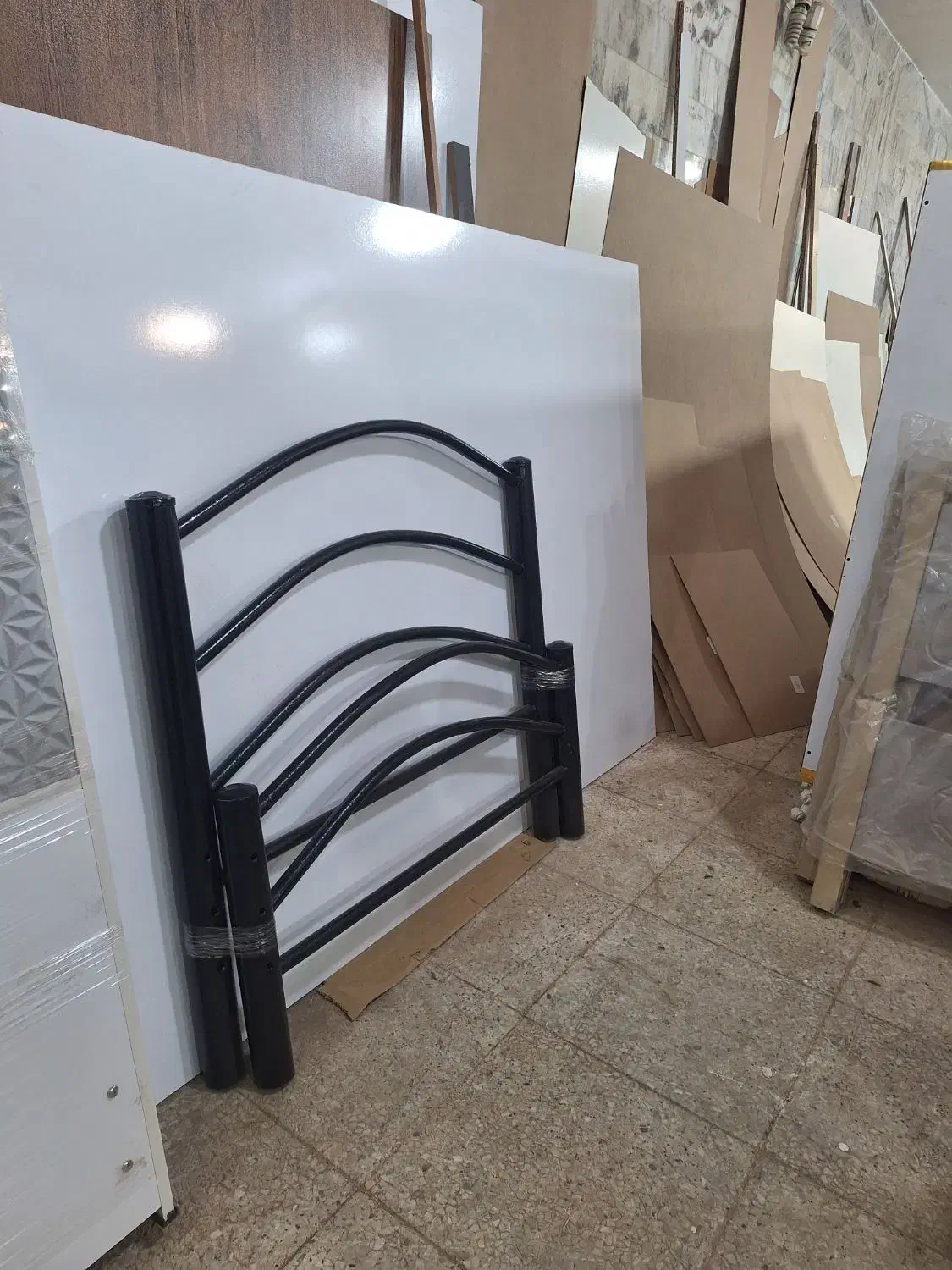 تختخواب یک نفره وکیوم / تختخواب فلزی یک نفره|تخت و سرویس خواب|خمینی‌شهر, |دیوار