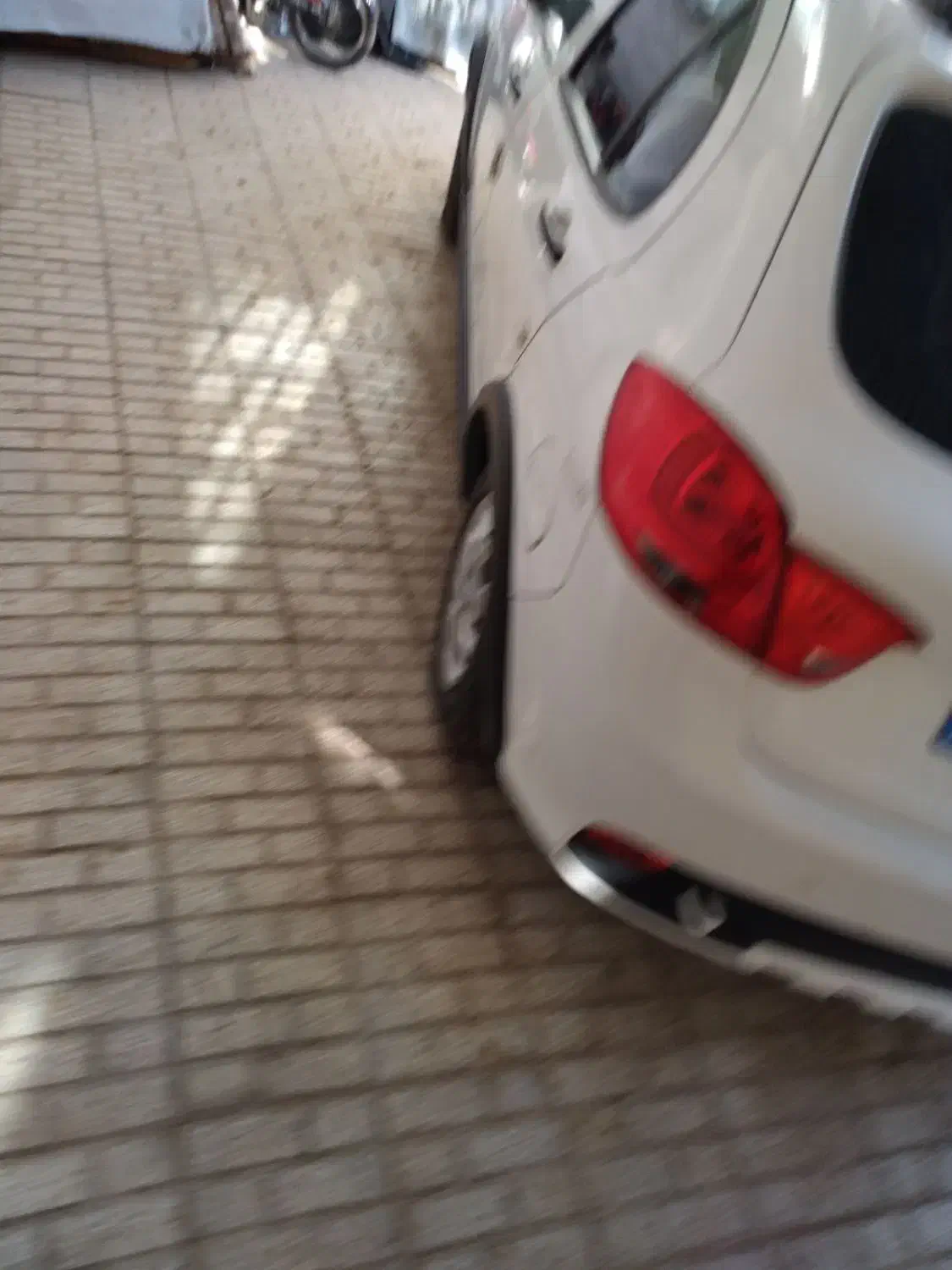 کوئیک ۴۰۱|خودرو سواری و وانت|تربتحیدریه, قائم|دیوار