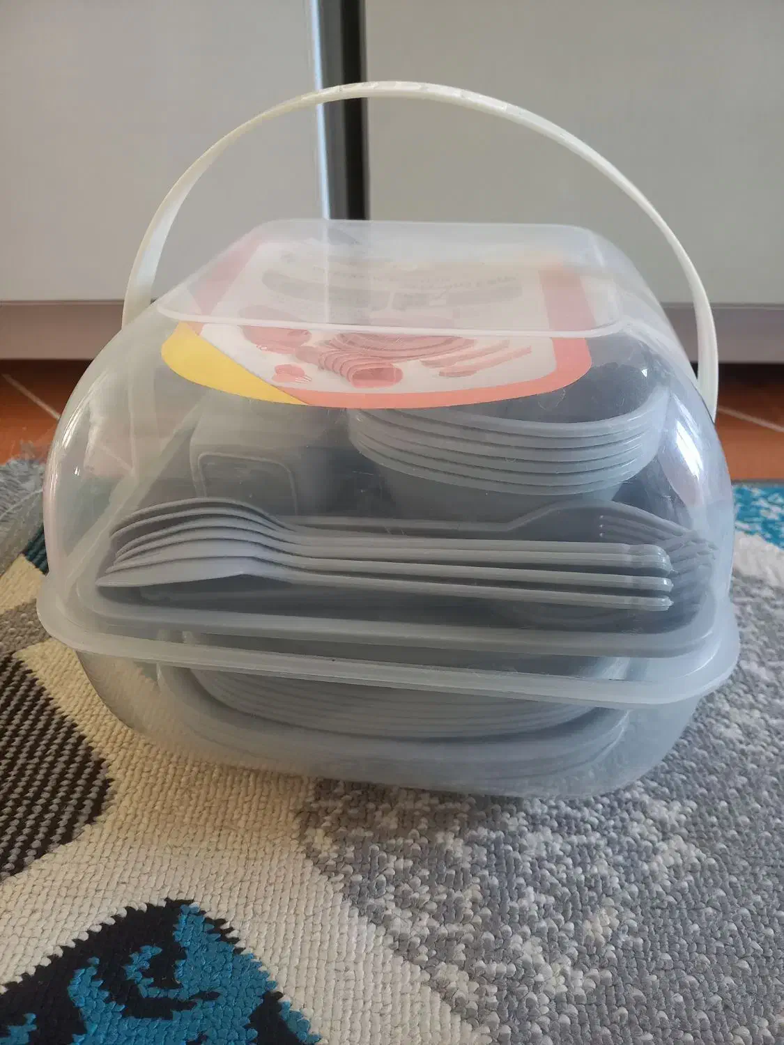 سرویس مسافرتی|ظروف نگهدارنده، پلاستیکی، یک‌بارمصرف|نهاوند, |دیوار