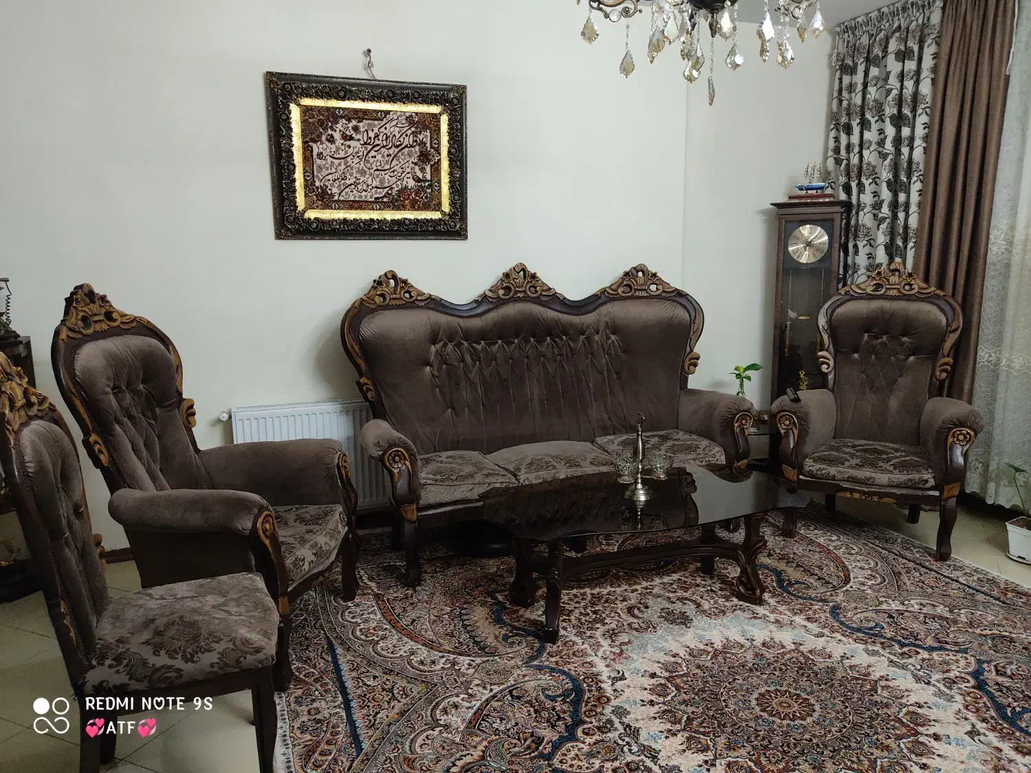 مبل ۹ نفره با سه تا میز|مبلمان خانگی و میز عسلی|گلبهار, شهر جدید گلبهار|دیوار