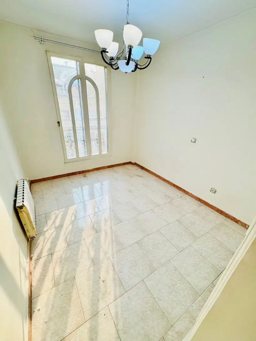 75متر * 2خواب *رو به آفتاب *خوش نقشه *تبدیل تا رهن