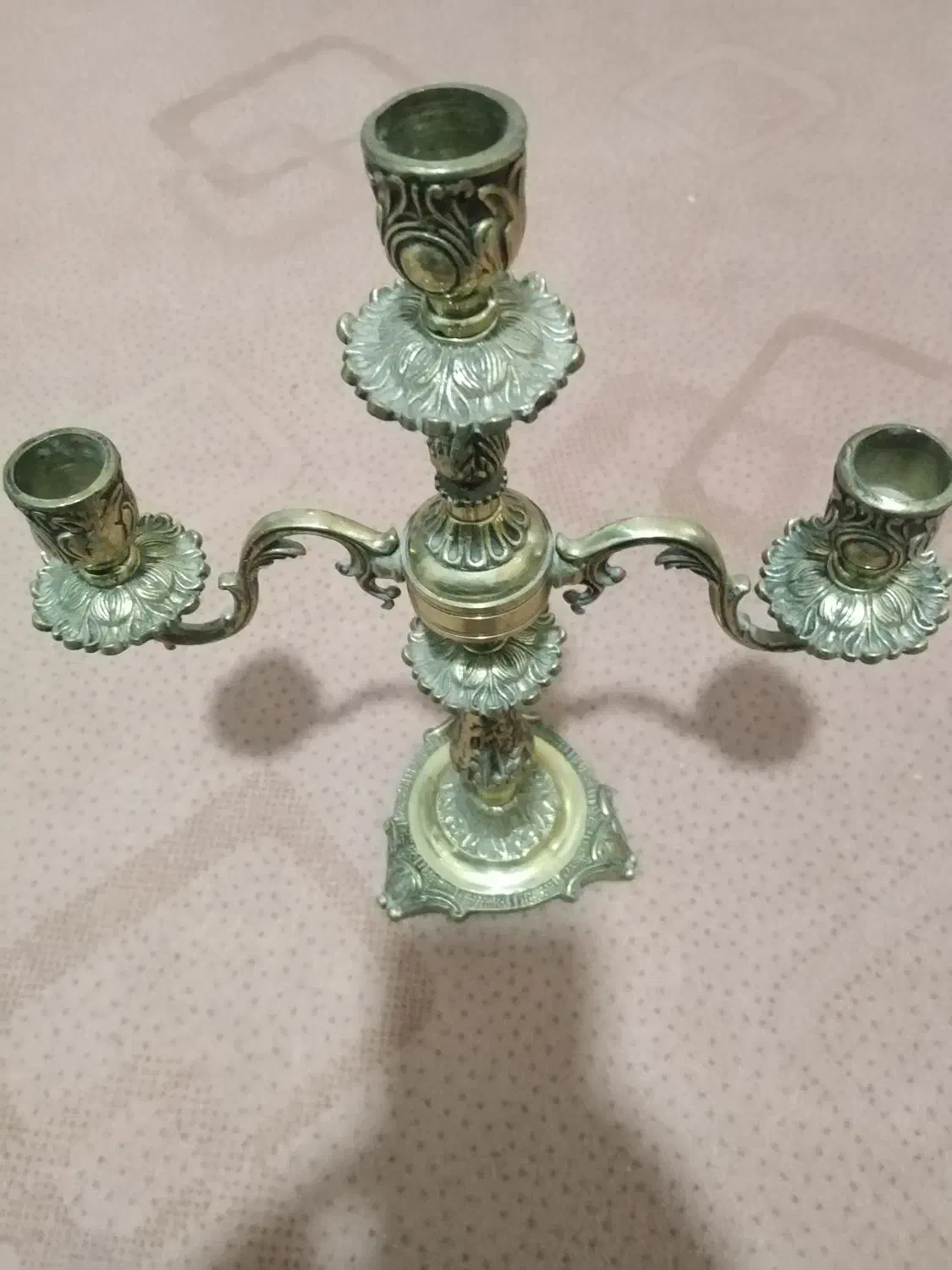 شمعدونی برنز|کلکسیون اشیاء عتیقه|قنوات, |دیوار