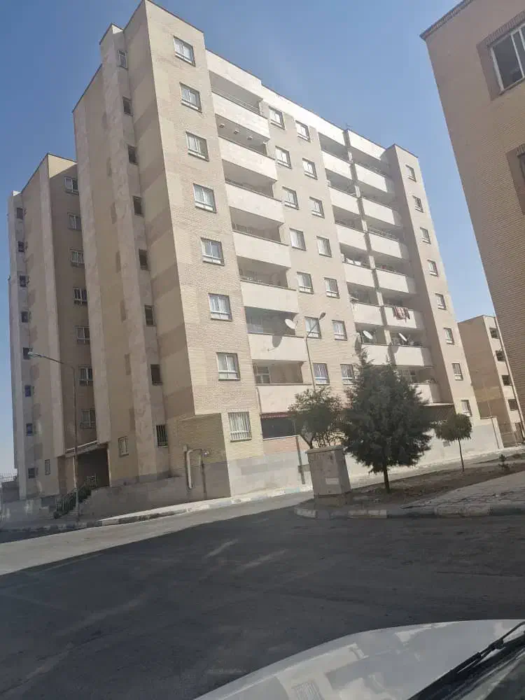 فروش آپارتماتن ۱۰۹/۷۰متر|فروش آپارتمان|فولادشهر, B8|دیوار