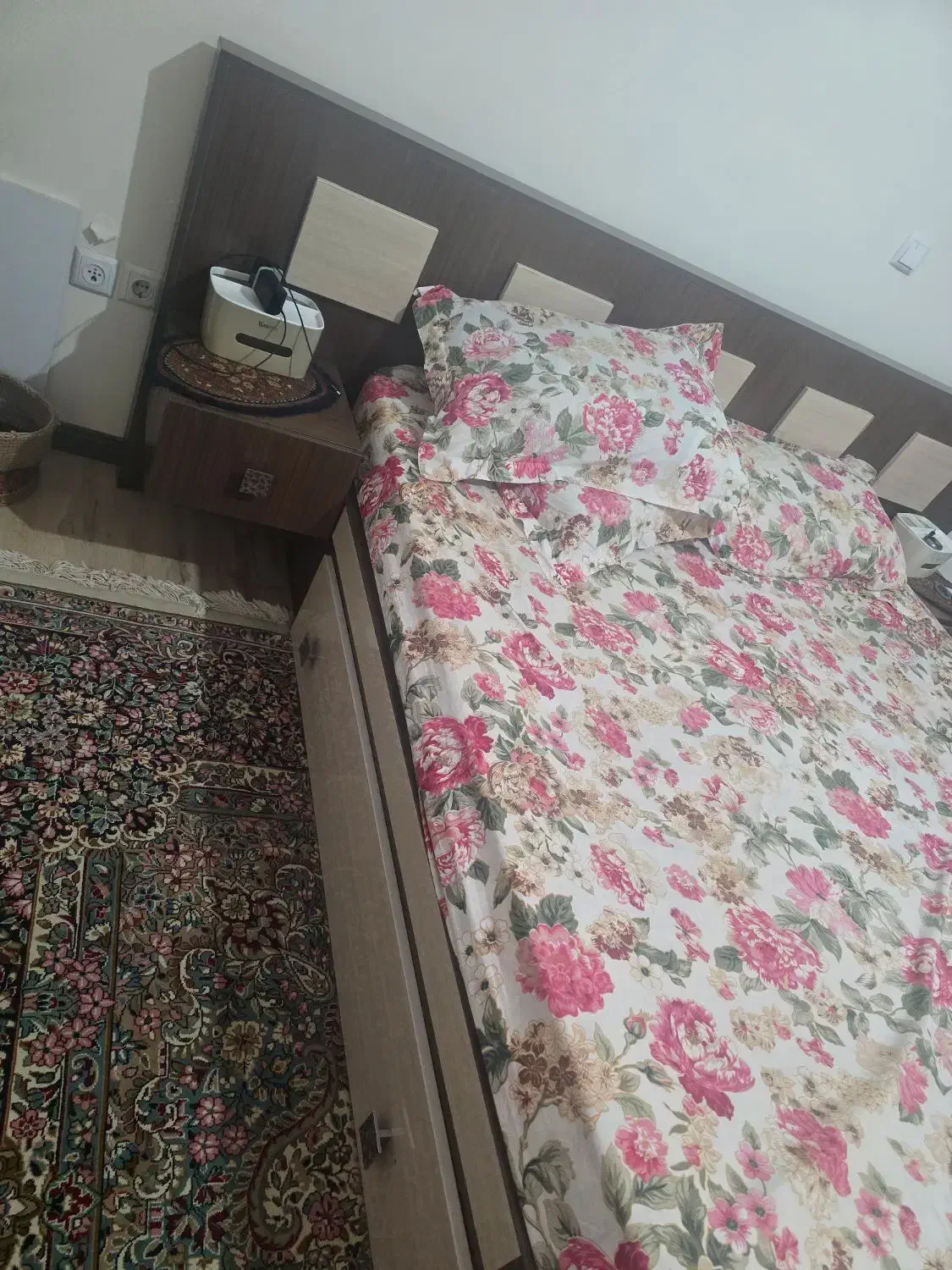 تخت دونفره محکم|تخت و سرویس خواب|کرمان, |دیوار