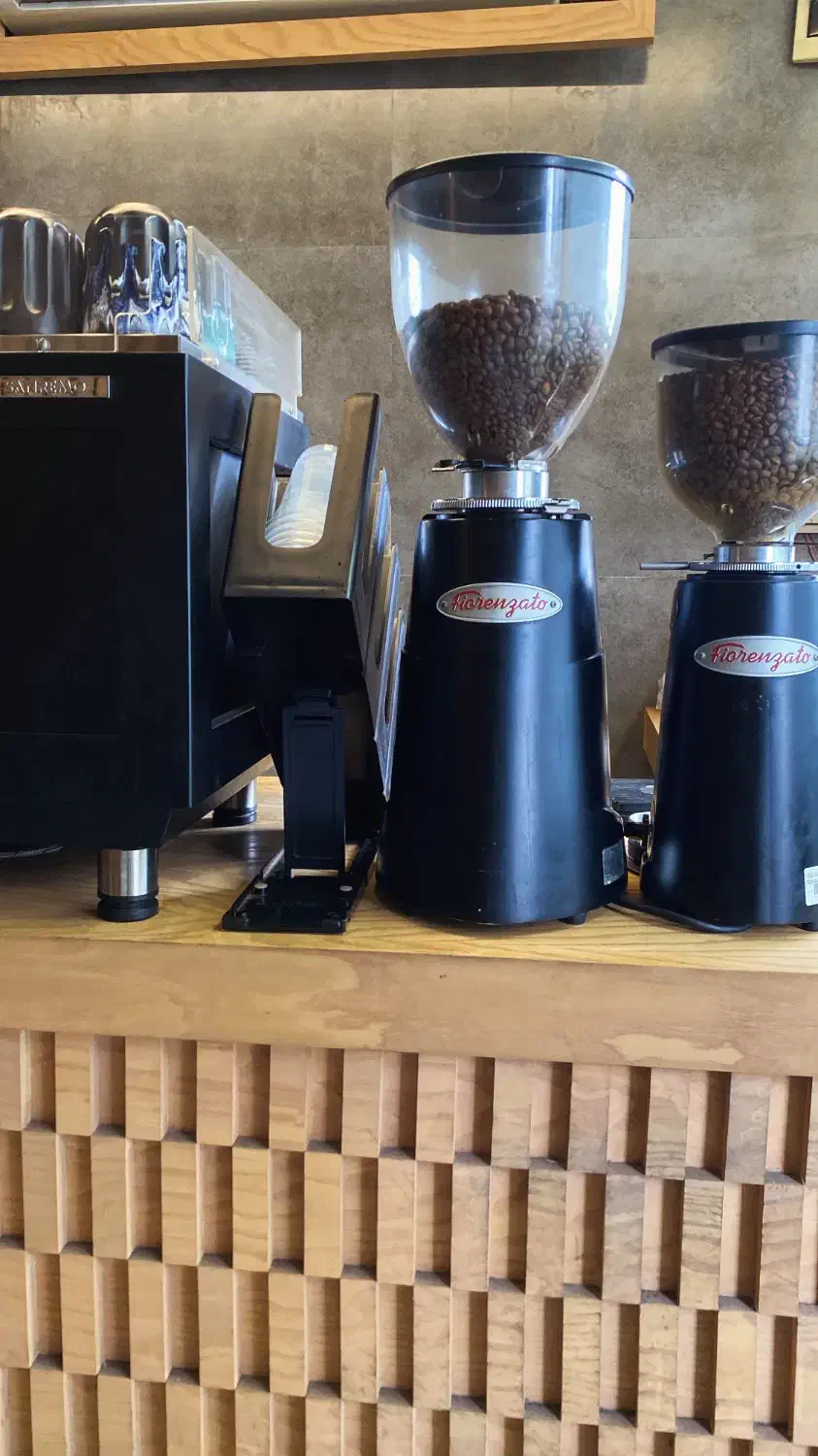 باریستا|استخدام خدمات فروشگاه و رستوران|رشت, بلوار گیلان|دیوار