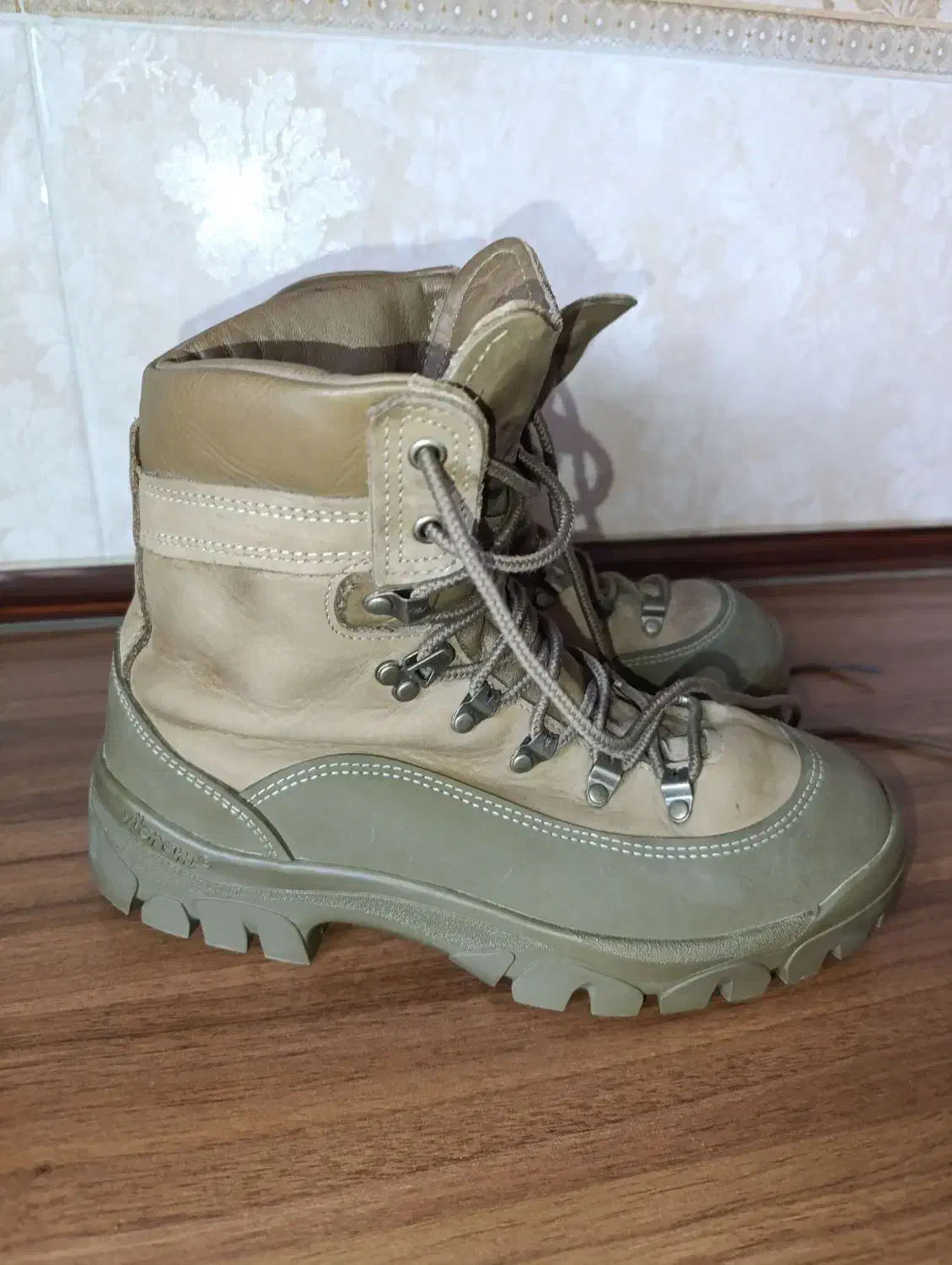 کفش بلویل امریکایی اصل|کیف، کفش، کمربند|کلاله, |دیوار