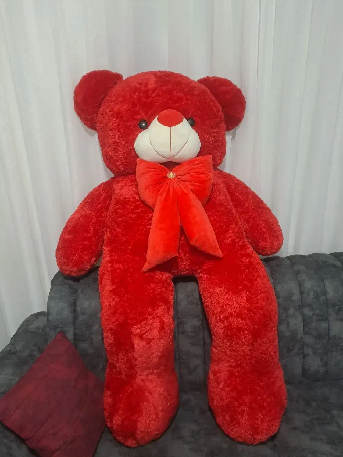 خرس عروسکی بزرگ|اسباب‌‌بازی|اشتهارد, |دیوار