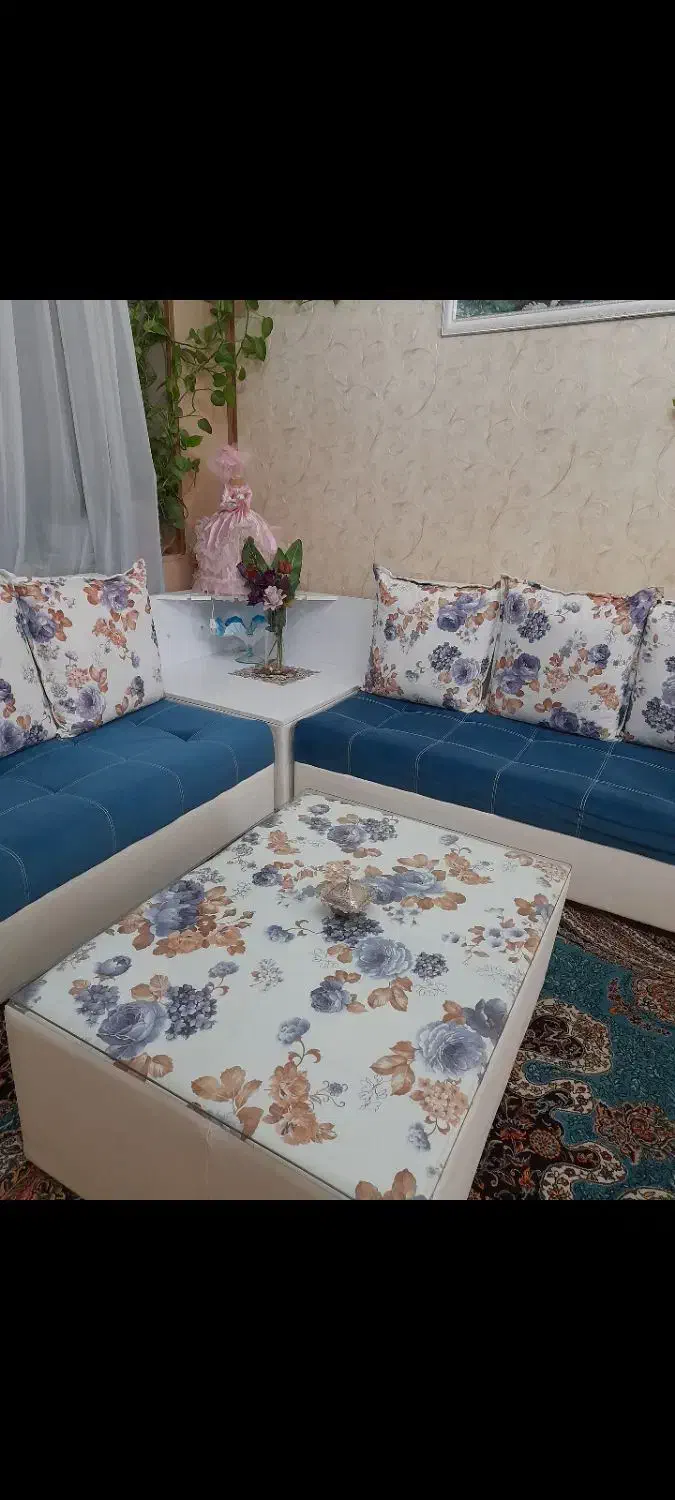 مبل ۶ نفره همراه میز|مبلمان خانگی و میز عسلی|مشهد, سید رضی|دیوار