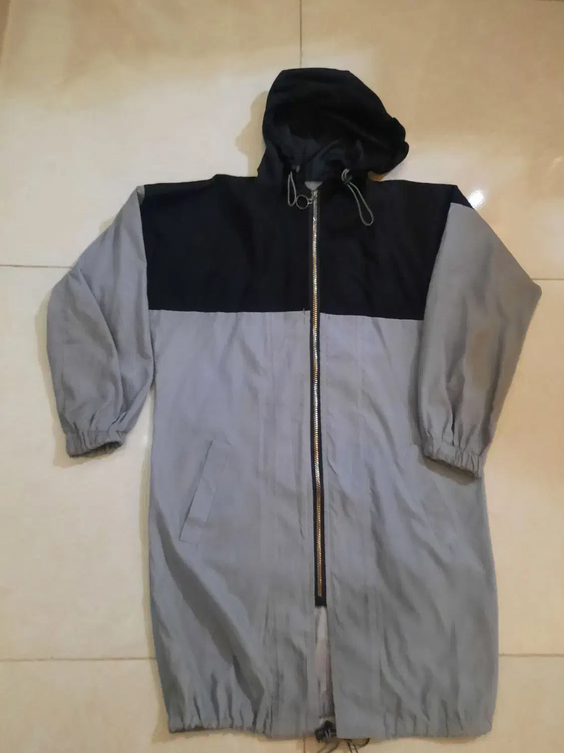 پافر...بارونی|لباس|بندر انزلی, سید آسیه|دیوار