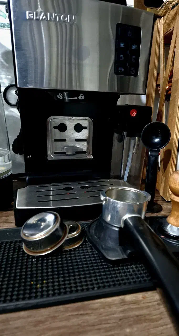 یک عدد قهوه ساز|سماور، چای‌ساز، قهوه‌ساز|کرج, شاهین‌ویلا|دیوار