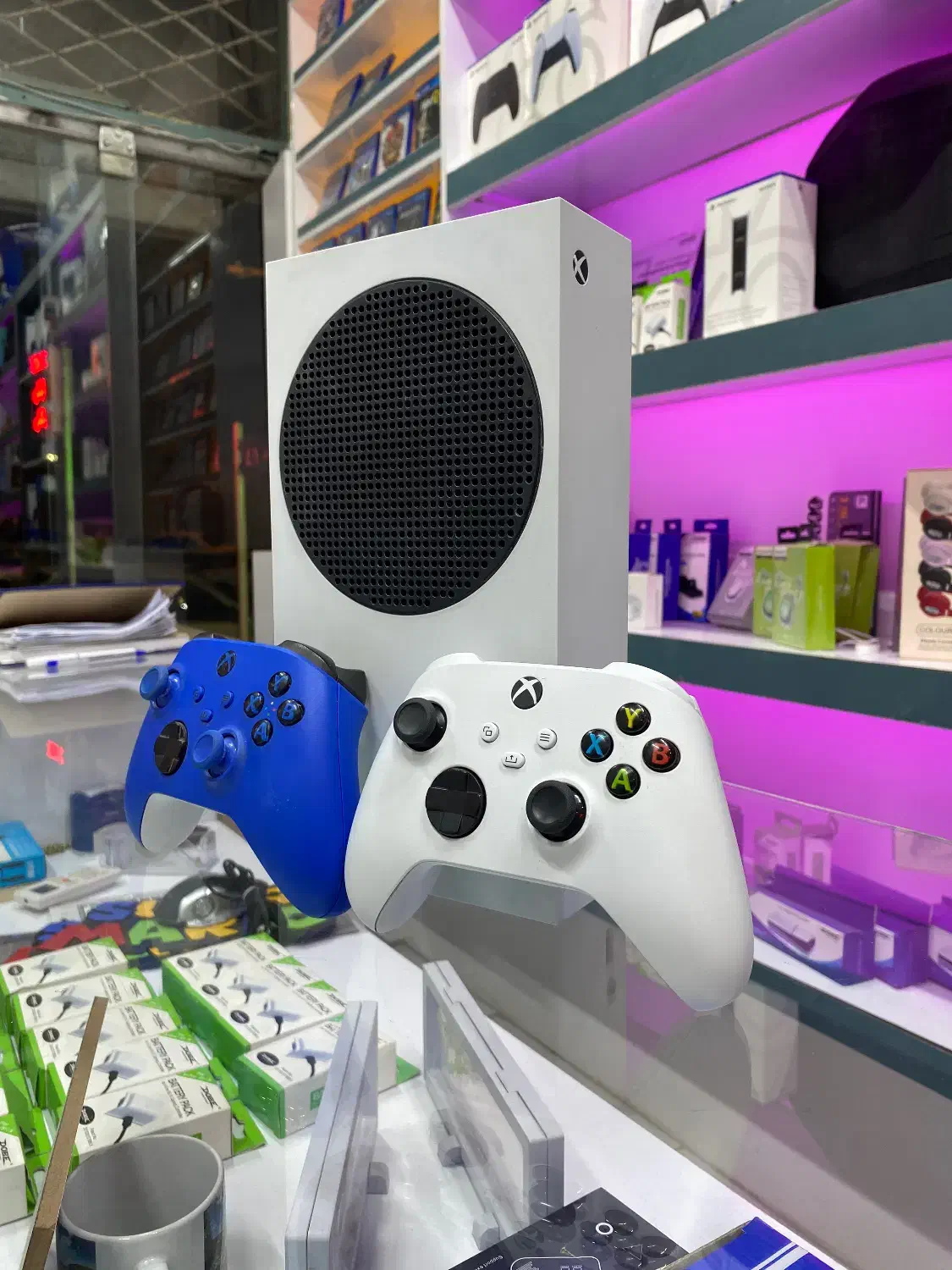 Xbox series S(۳ماه کار)|کنسول، بازی ویدئویی و آنلاین|بیرجند, |دیوار