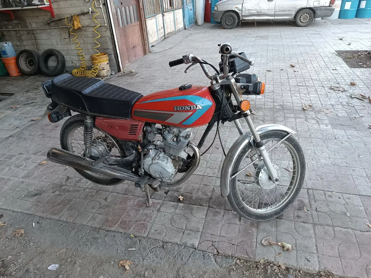 موتور مدل 84 مدارک دار|موتورسیکلت|خان ببین, |دیوار