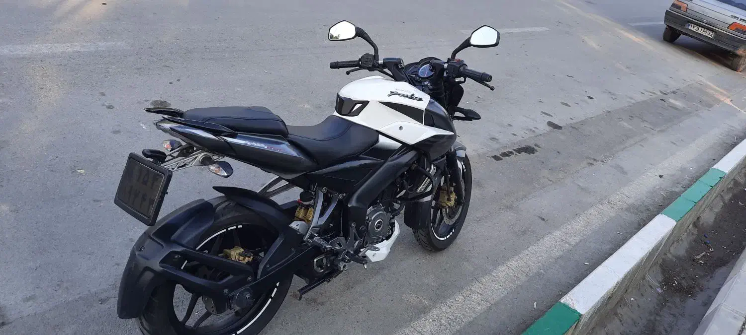 Ns200 مدل۹۷|موتورسیکلت|ری, امین آباد|دیوار