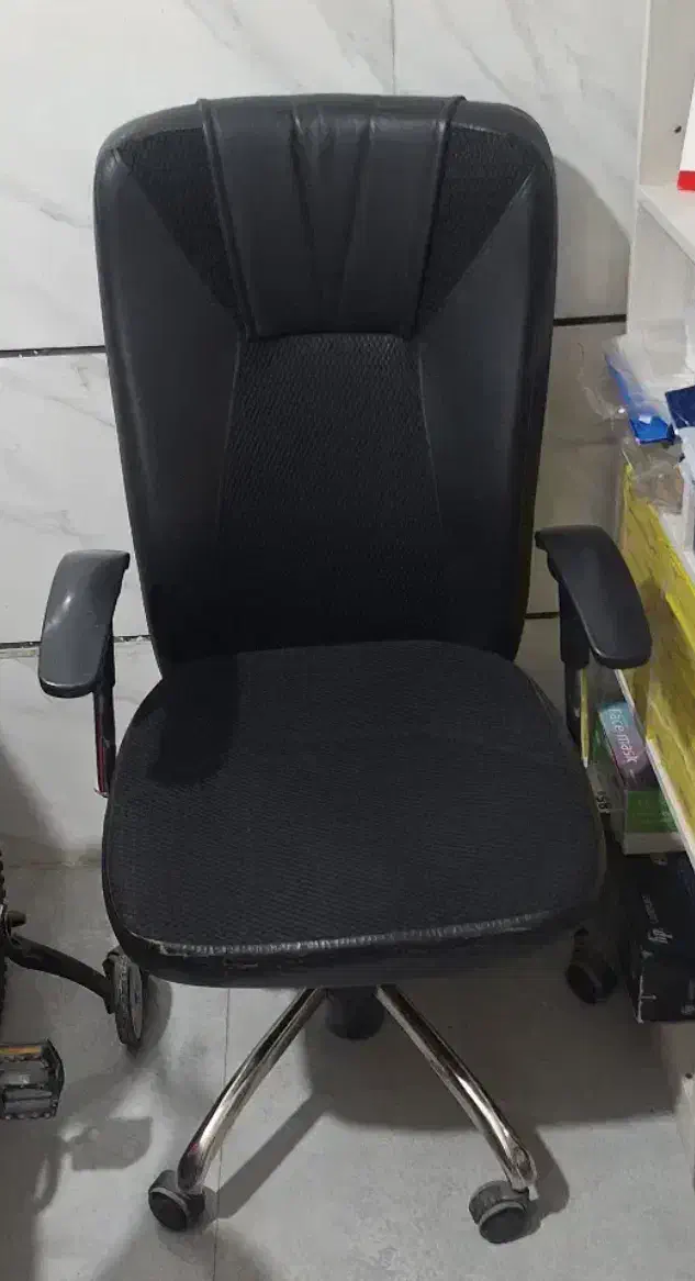 صندلی مدیریتی چرخدار|مبلمان اداری|ری, دولت‌آباد|دیوار