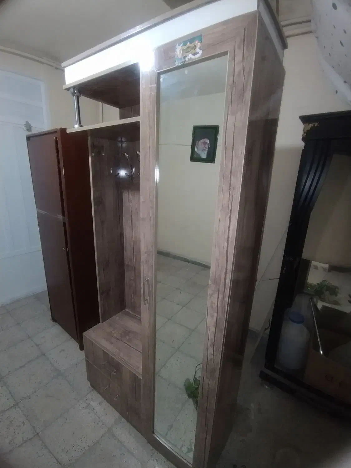 جاکفشی و جالباسی|جاکفشی، کمد، دراور|اراک, |دیوار