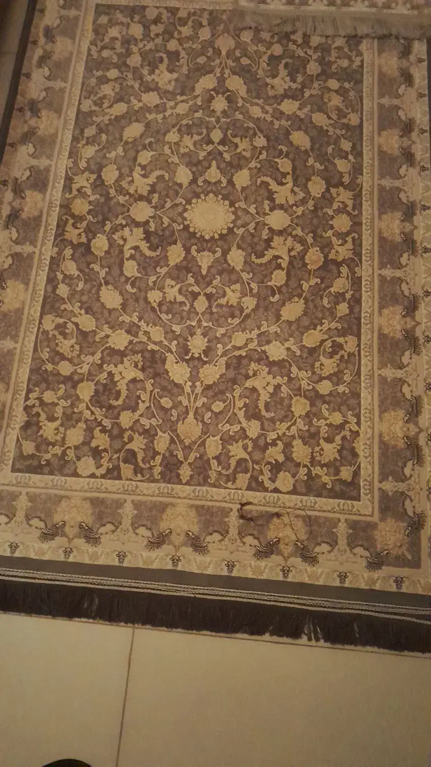 فرش ماشینی رنگ طوسی ، ۱۲۰۰ شانه|فرش|تهران, نازی‌آباد|دیوار