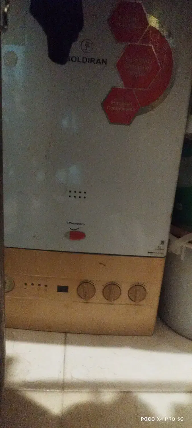 پکیج ۲۶۰۰۰ گلدیران|آبگرمکن، پکیج، شوفاژ|اندیشه, شهرک مریم|دیوار