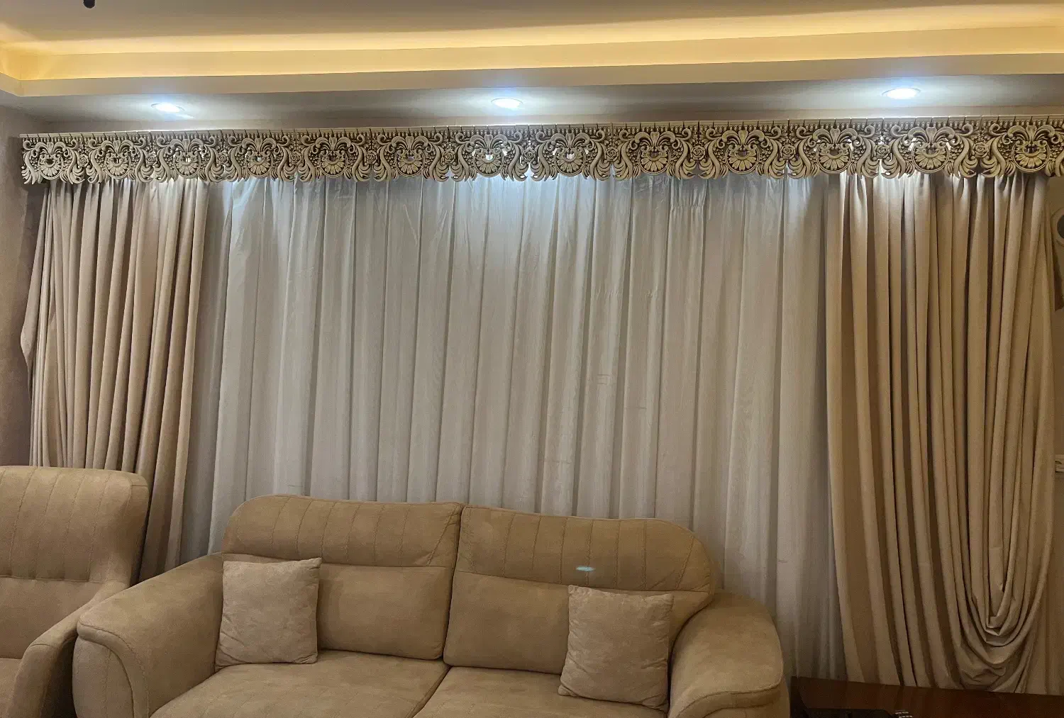 پرده ۴ متری|پرده، رانر، رومیزی|رشت, باهنر|دیوار