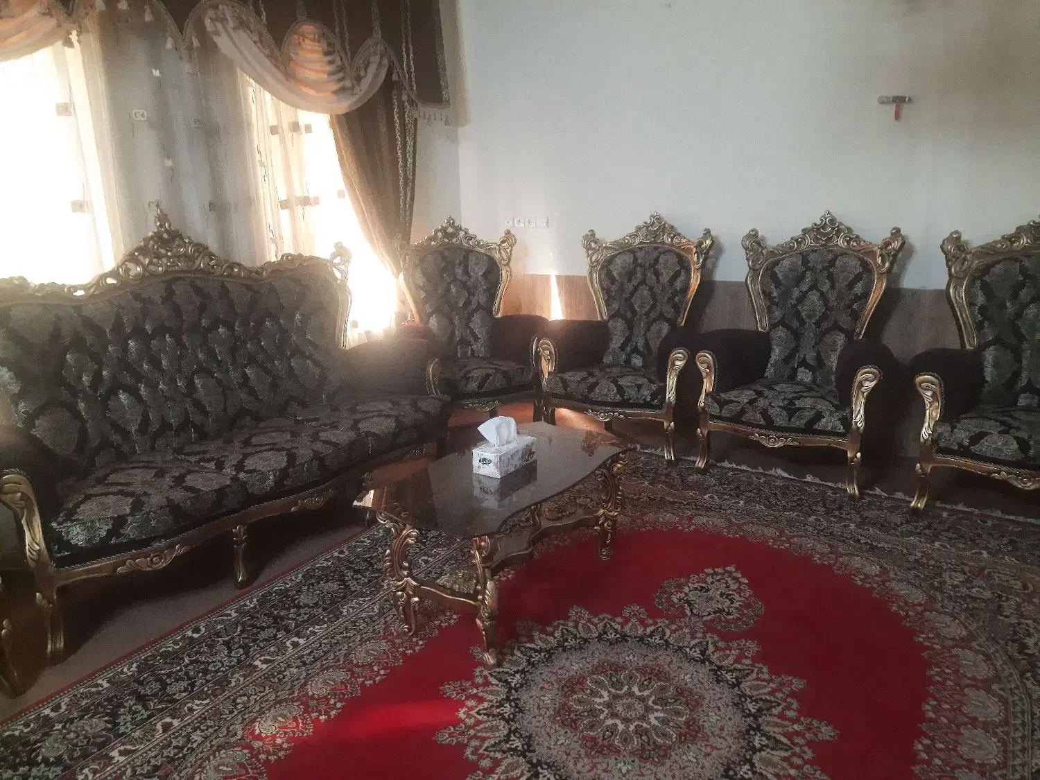 فروش مبل سلطنتی|مبلمان خانگی و میز عسلی|کازرون, |دیوار