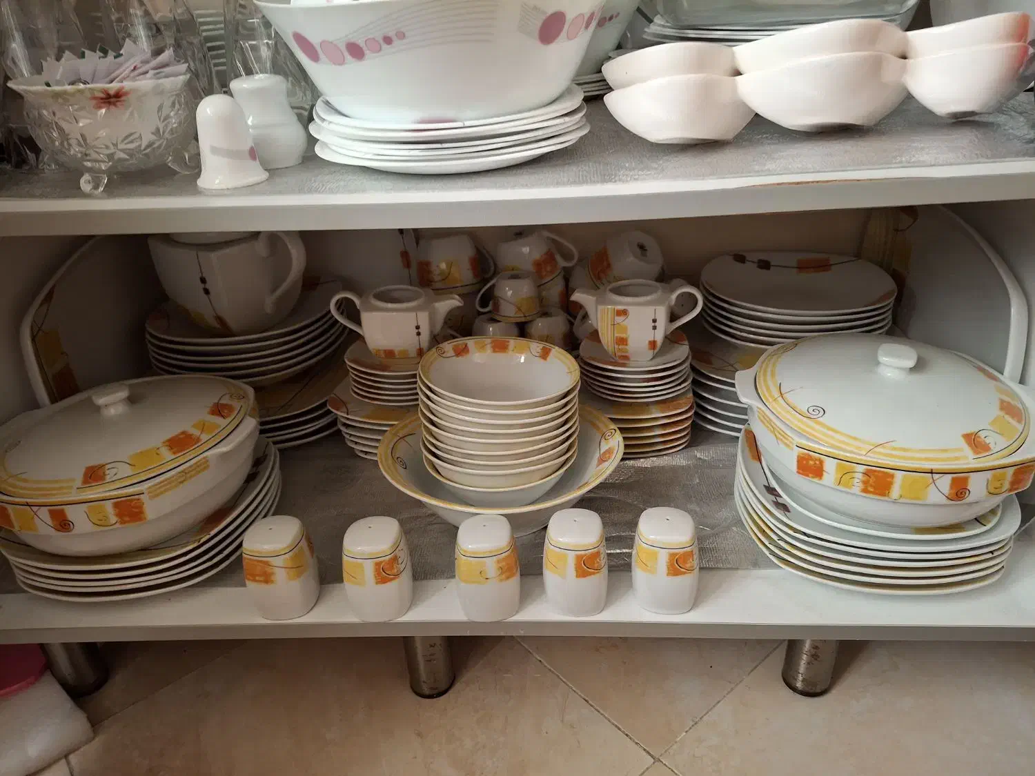 ظروف چینی ۱۲نفره اصل ژاپن|ظروف سرو و پذیرایی|ری, دیلمان|دیوار